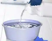 Cloro-vs.-água-sanitária